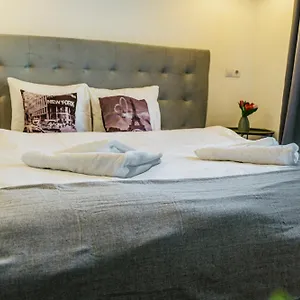 https://hacienda-coltea-old-town-studio.bucharesthotelsnow.com